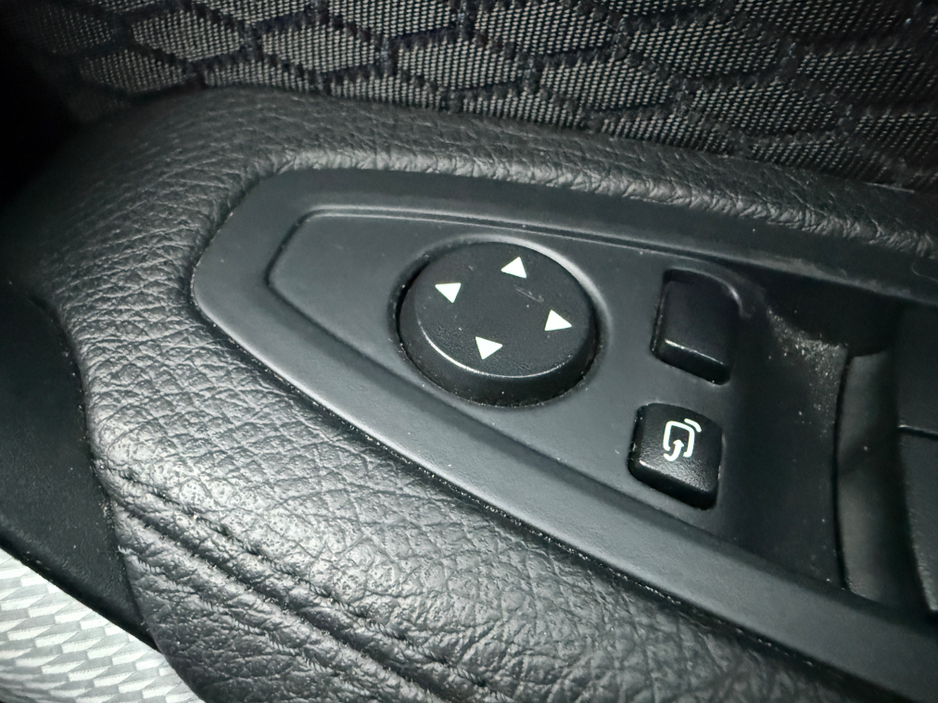 2017 BMW 1 Series 118D M SPORT * COMES WITH 2 YEAR NEW NCT, SERVICE BOOK PRESENT WITH 4 SERVICE STAMPS, REAR VIEW CAMERA, PARKING SENSORS  REAR, APPLE CARPLAY//ANDROID AUTO, ISOFIX CHILD SEAT ANCHOR POINTS* €18,950