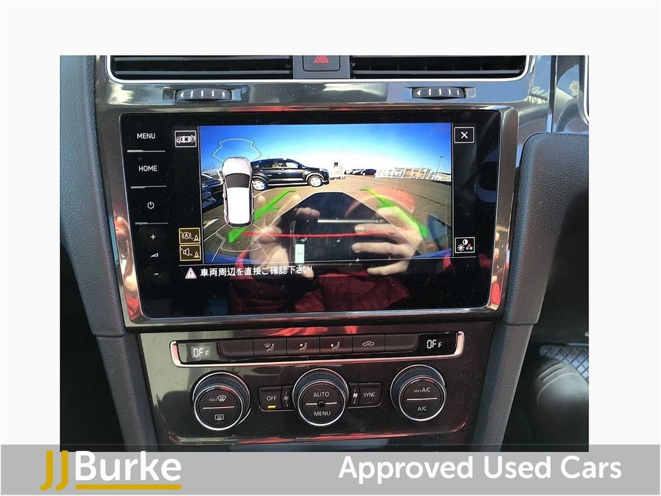 2020 Volkswagen Golf - image 13