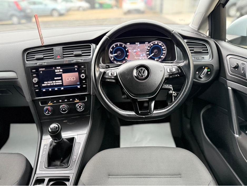 2018 Volkswagen Golf SE NAVIGATION 1.5 TSI BLUEMOTION TECHNOLOGY, 1.4, MANUAL, 2 YEAR NCT, LOW TAX, LOW INSURANCE €16,995