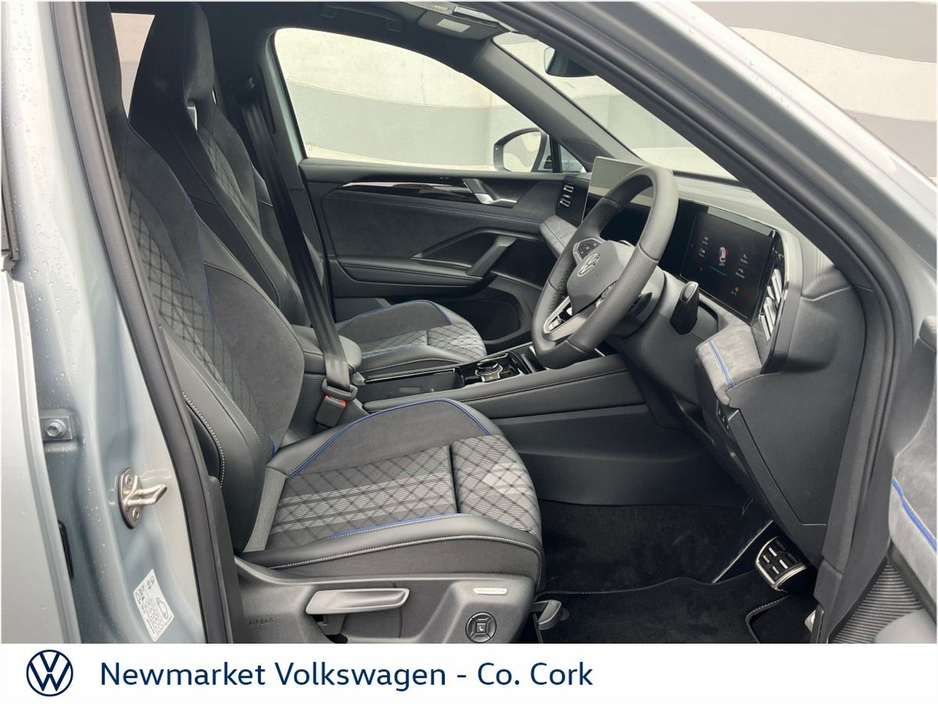 2026 Volkswagen Tiguan - image 16