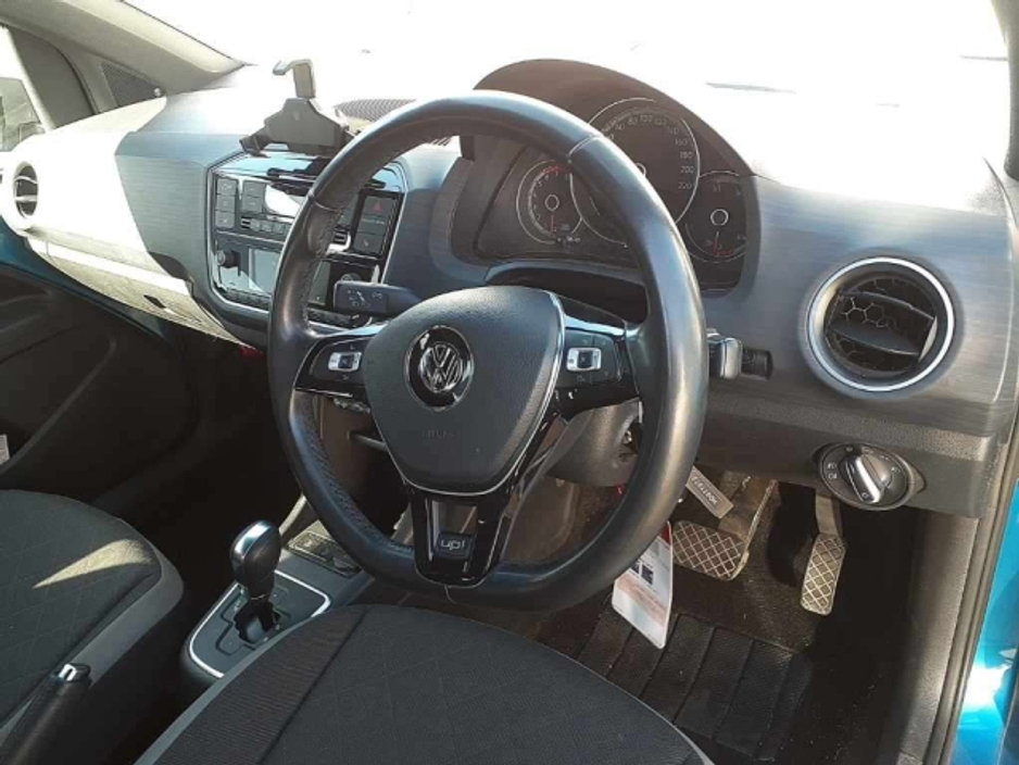 2017 Volkswagen up! - image 7