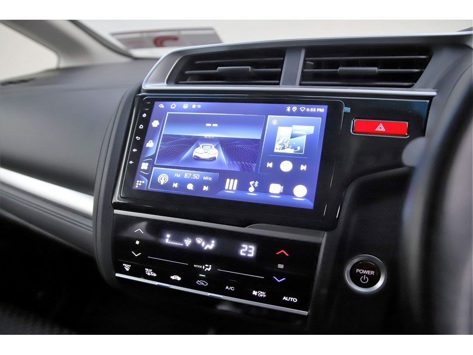 2016 Honda Fit - image 20