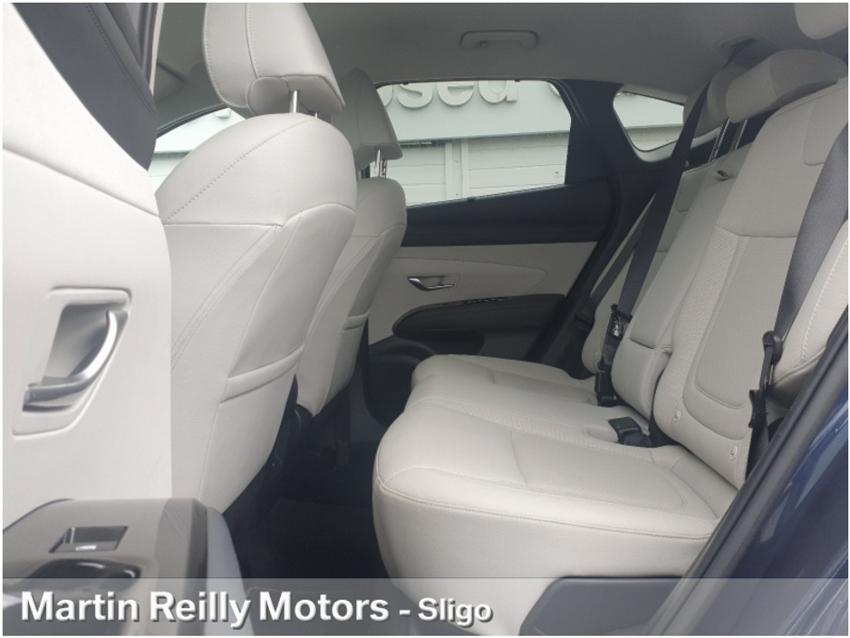 2025 Hyundai Tucson Executive Plus 2-Tone €42,945