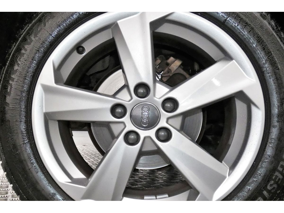 2020 Audi Q2 - image 29