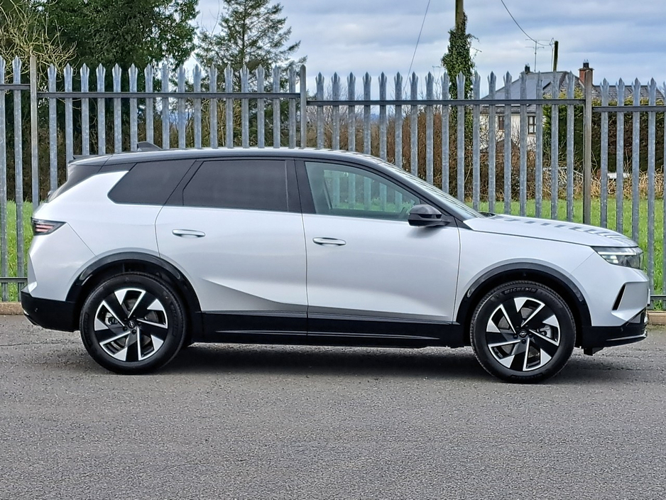 2026 Opel Grandland - image 4