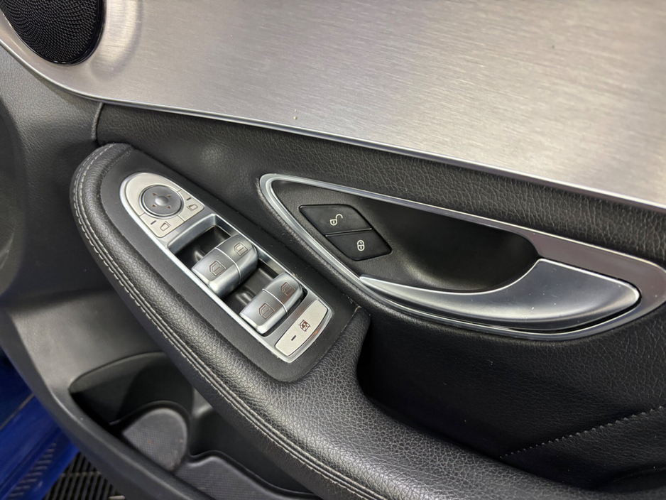 2016 Mercedes-Benz C Class - image 9