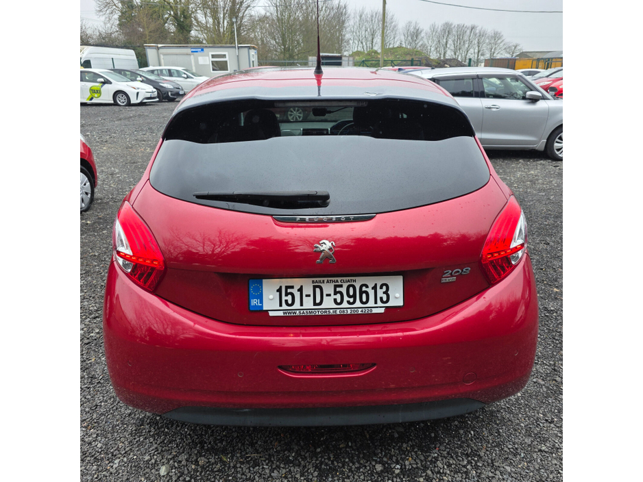2015 Peugeot 208 1.0 PureTech 68bhp Access 5 dr €7,950