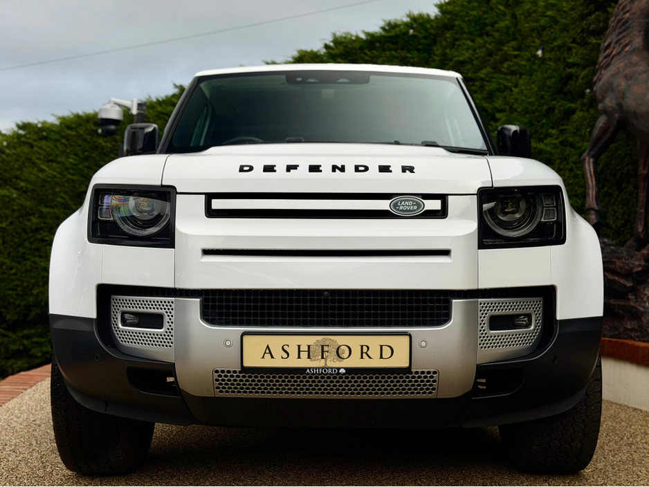 2023 Land Rover Defender 90 3.0 D HARD TOP SE 2 €67,950
