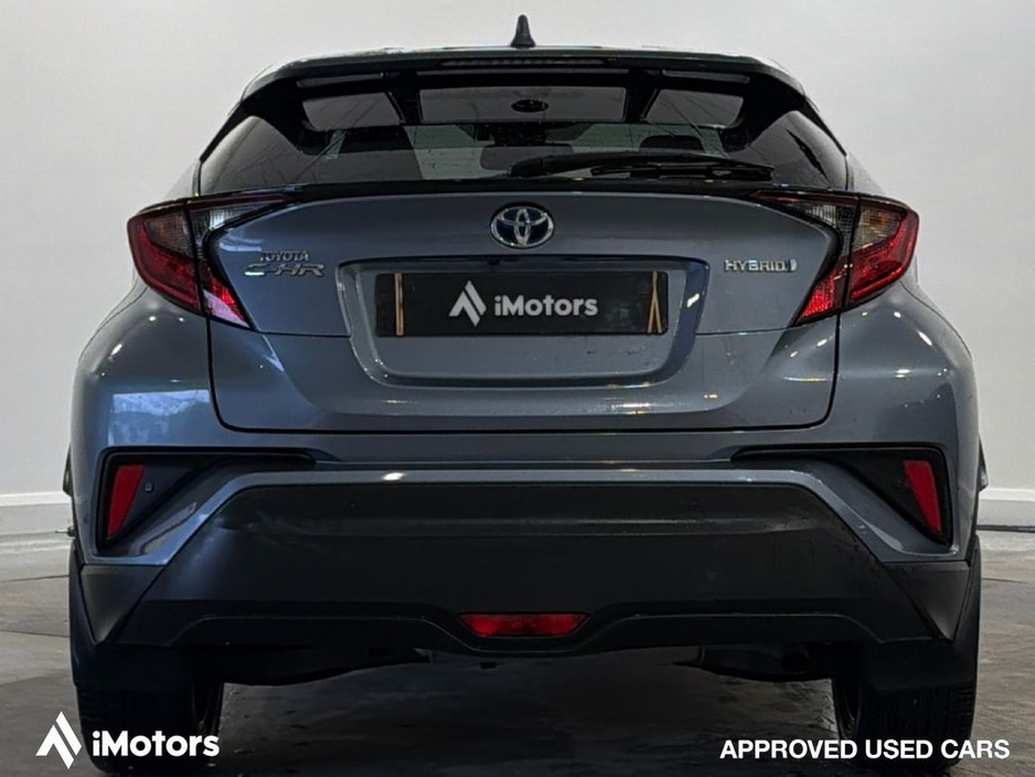 2021 Toyota C-HR - image 4