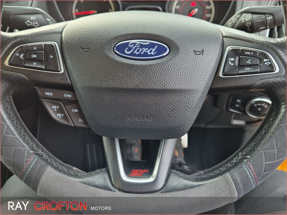 2018 Ford Focus 2.0 TDCi 185PS ST3 €22,950