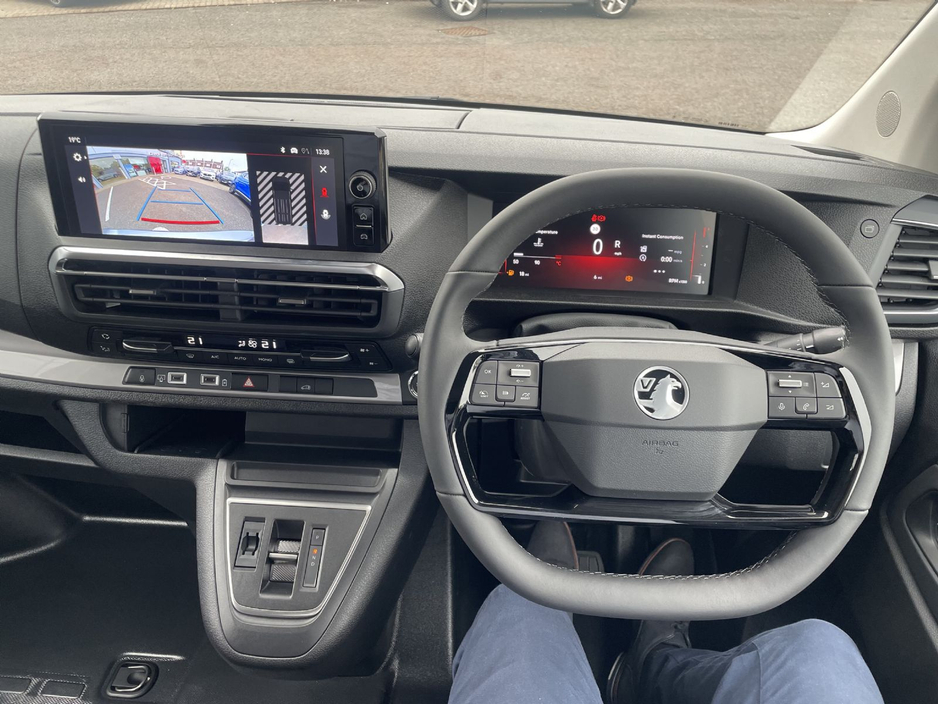 2026 Opel Vivaro - image 19