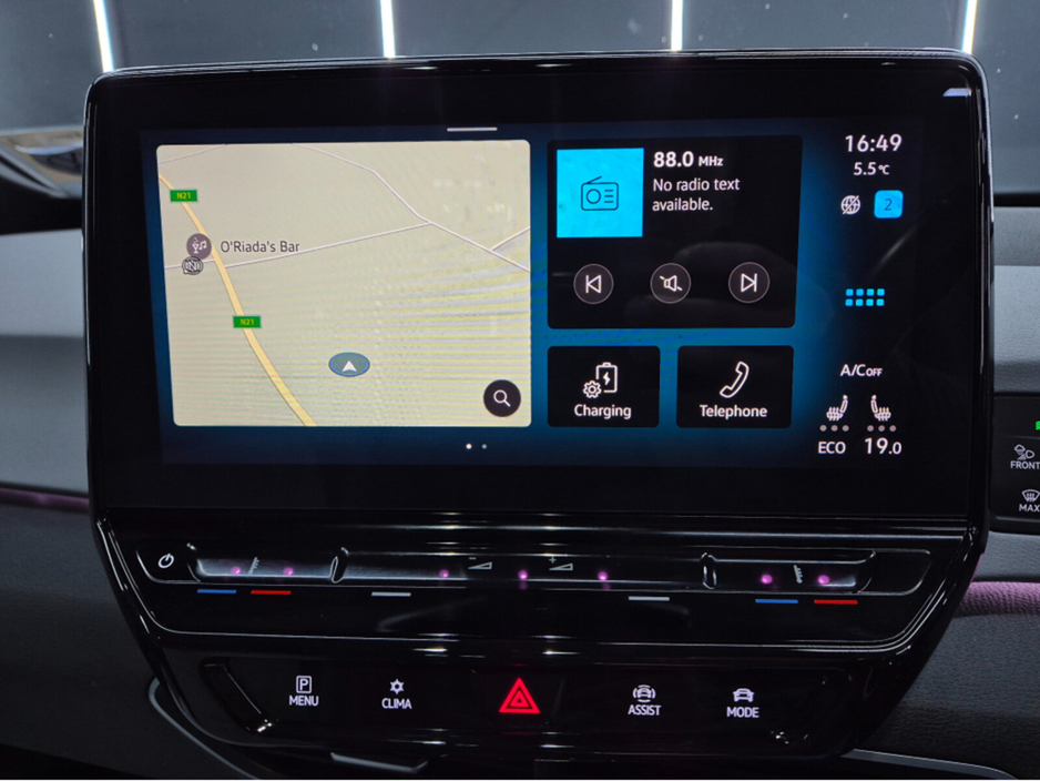 2022 Volkswagen ID.3 - image 9