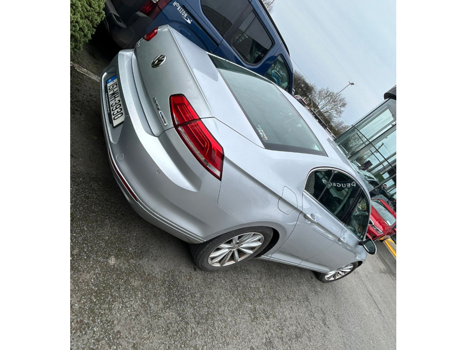 2015 Volkswagen Passat 2.0 TDI SE BLUEMOTION 150PS 4DR AUTO €10,950