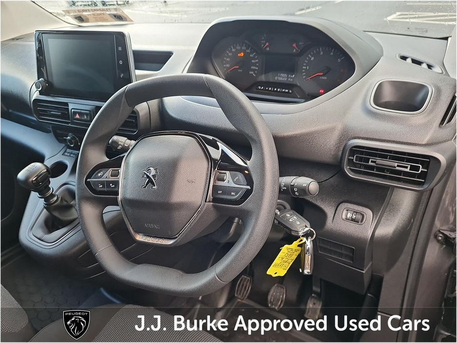 2024 Peugeot Partner PARTNER PRO PLUS 1.5 HDI 100 1