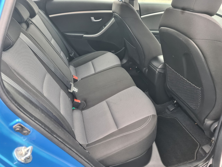 2015 Hyundai i30 - image 10