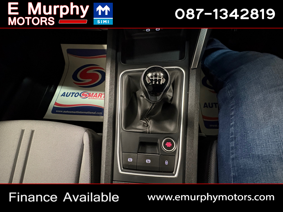 2022 SEAT Leon - image 17