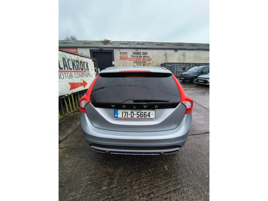 2017 Volvo V60 D3 SE LUXURY G'TRONIC 5DR AUTO CROSS COUNTRY €17,950