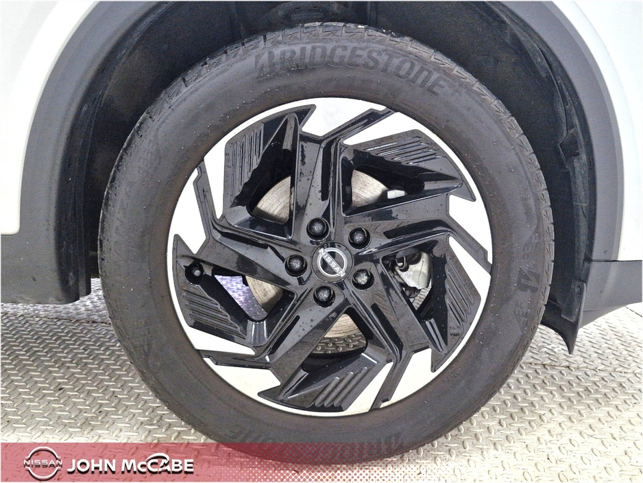 2025 Nissan Qashqai - image 32