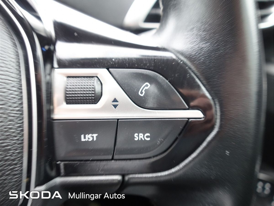 2020 Peugeot 5008 - image 15