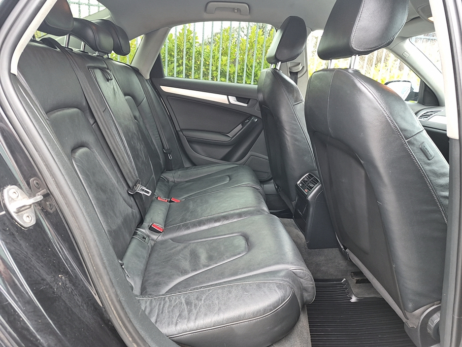 2014 Audi A4 - image 26