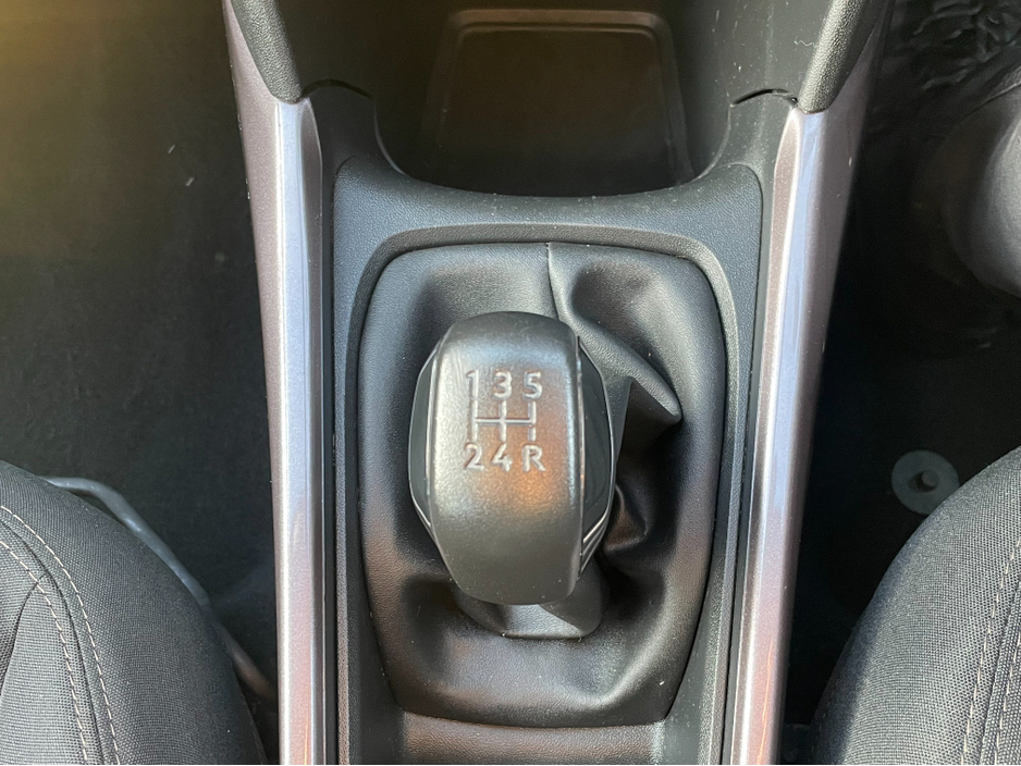 2014 Peugeot 2008 ACTIVE 1.6 HDI 92 4DR €5,950