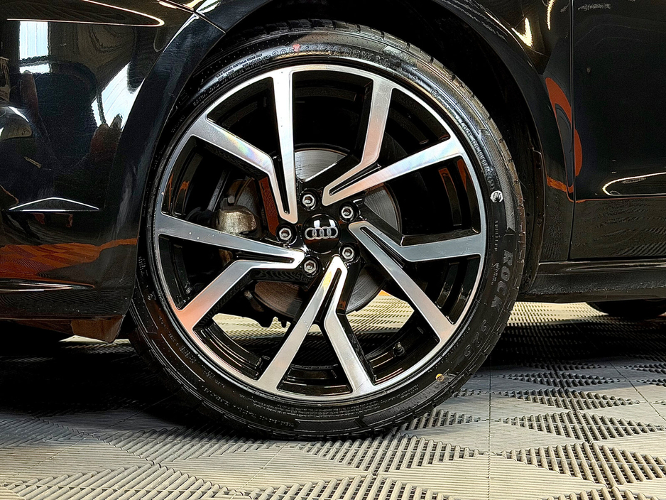 2017 Audi A1 - image 14