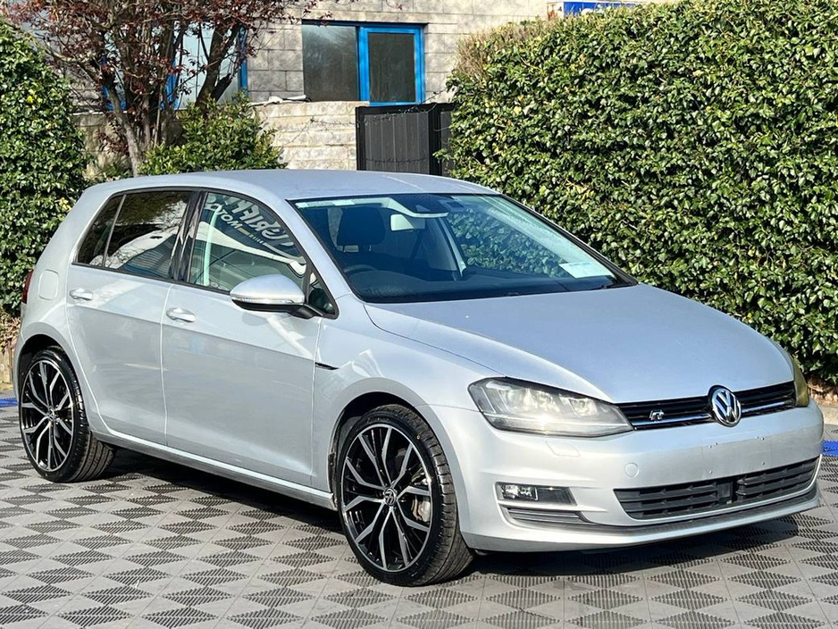 2014 Volkswagen Golf - image 15