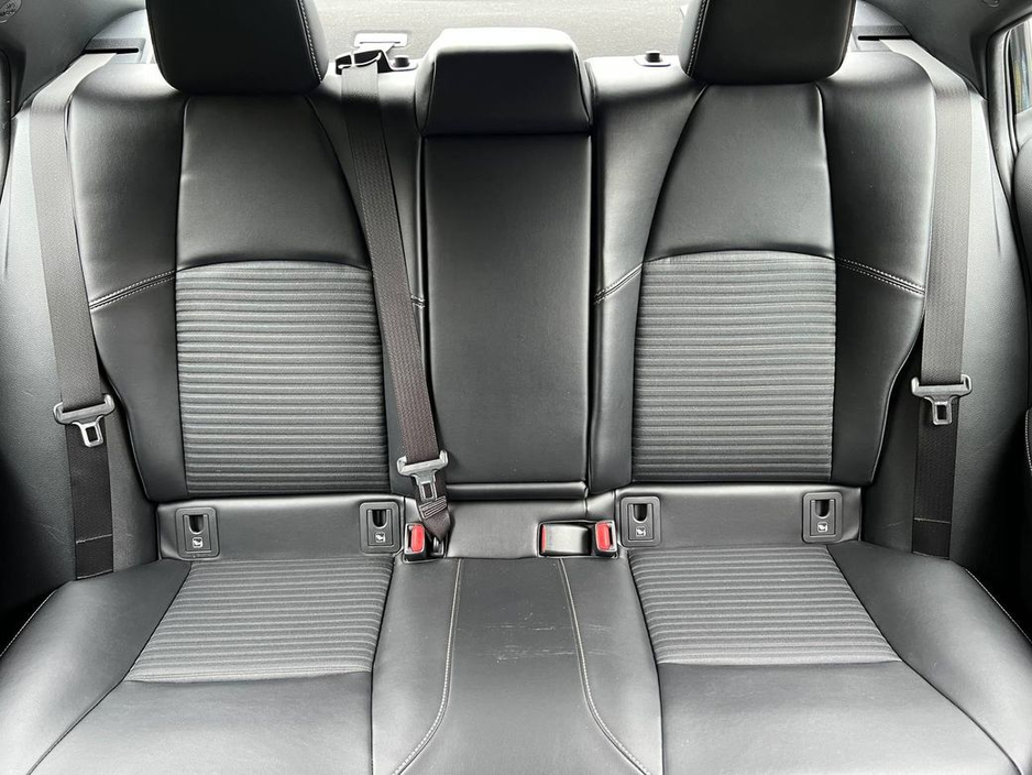 2020 Toyota Corolla - image 12