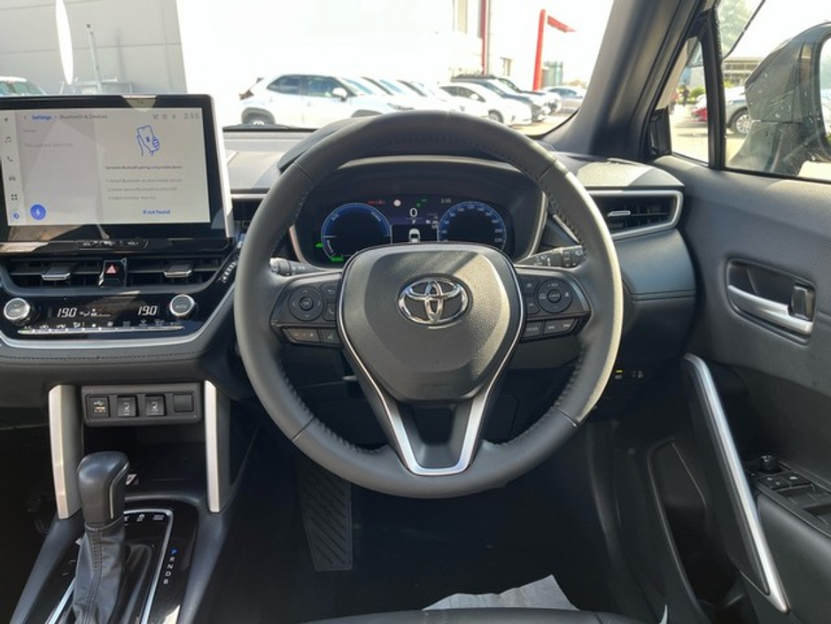 2023 Toyota Corolla Cross - image 9