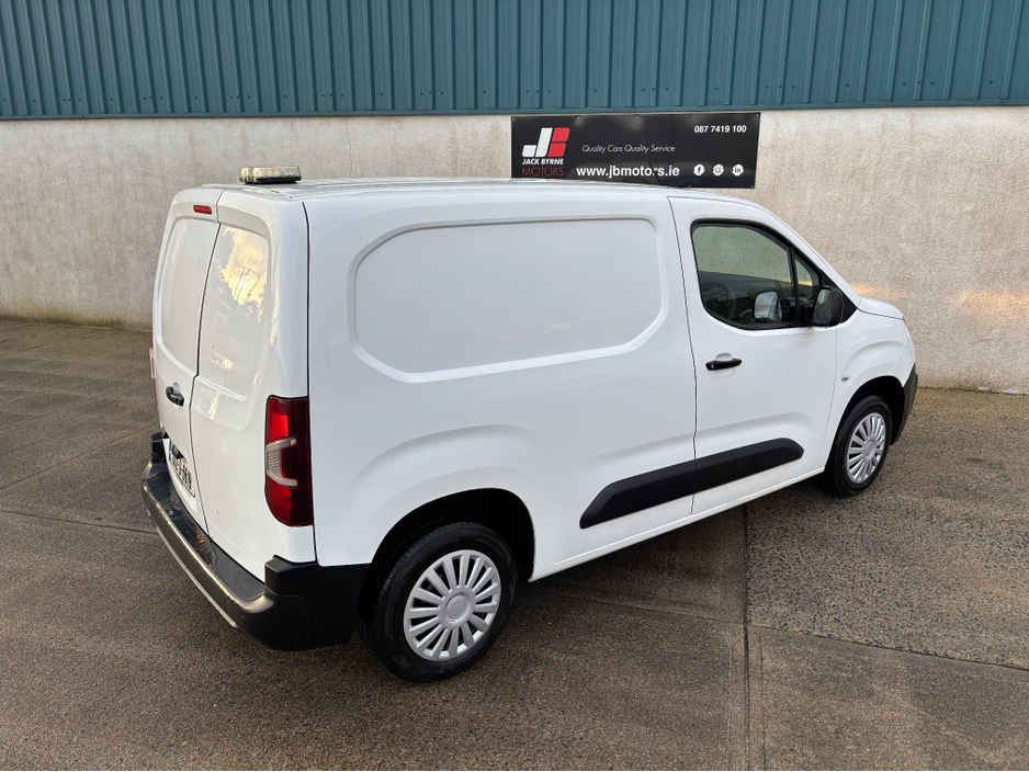 2020 Citroen Berlingo K9 LX 1.5 BLUEHDI 75 650KG M 3 €10,950