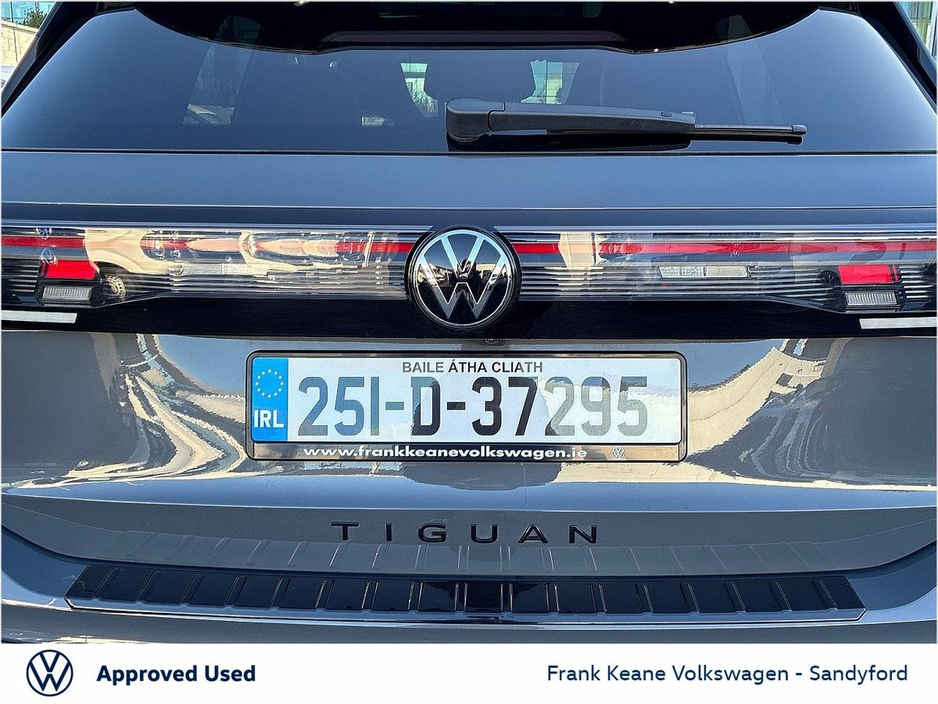 2025 Volkswagen Tiguan - image 35