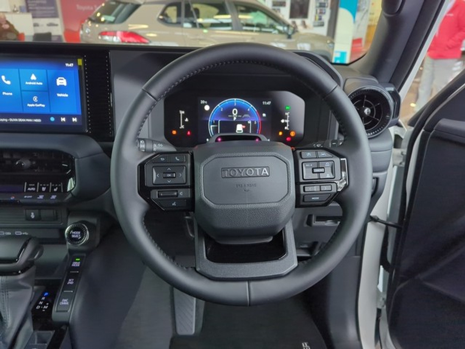 2026 Toyota Landcruiser - image 9