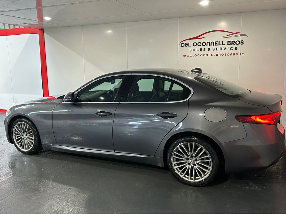 2017 Alfa Romeo Giulia 2.2JTD 180HP SUPER LUXURY 4DR AUTO €16,900