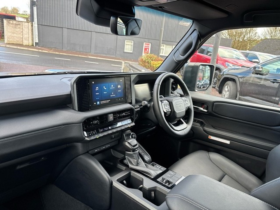 2025 Toyota Landcruiser Land Cruiser (N1) FRESH XELECTION OF TRADE INS €70,000