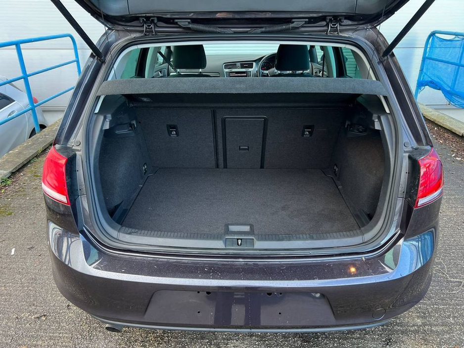 2015 Volkswagen Golf R-LINE PACK 1.2 TSI AUTO // LOUNGE EDITION // NEW 19" ALLOYS // REVERSE CAMERA // ADAPTIVE CRUISE CONTROL €13,900