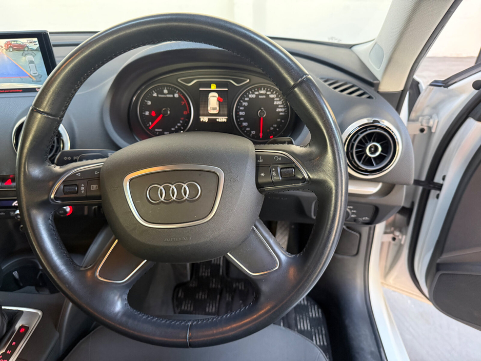 2016 Audi A3 - image 12