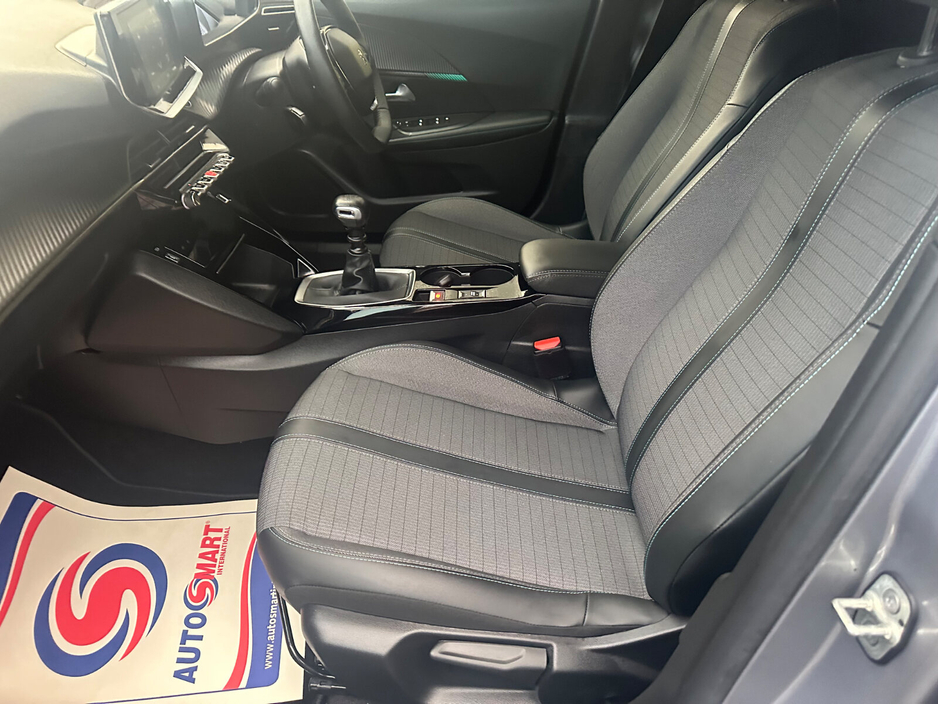 2022 Peugeot 2008 1.2 Puretech 100bhp Allure €23,950