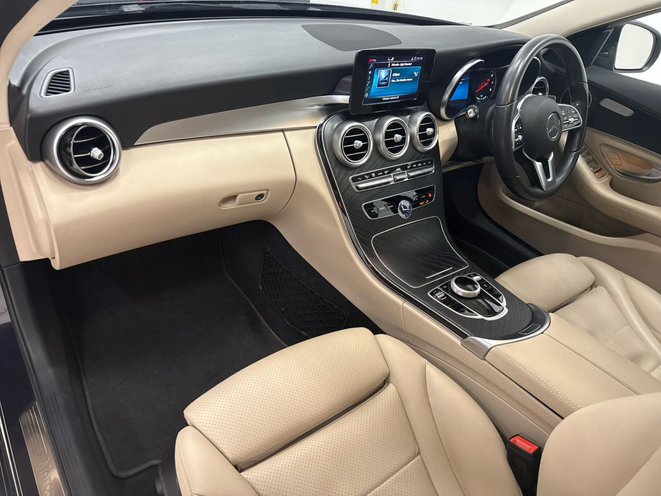 2020 Mercedes-Benz C Class - image 6