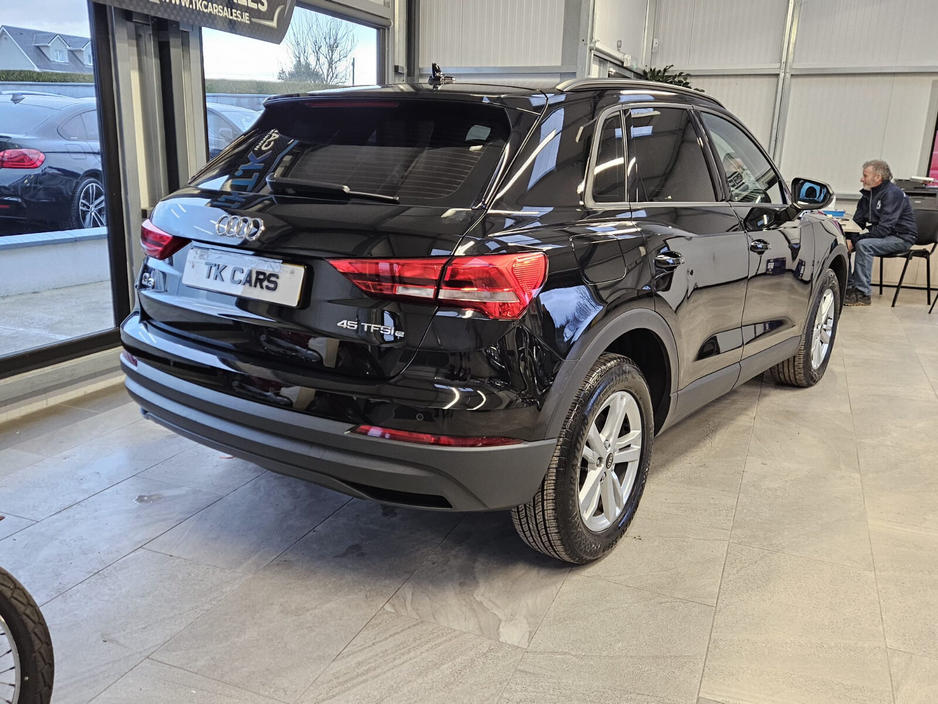 2022 Audi Q3 45 TFSI E S Tronic SE €27,950
