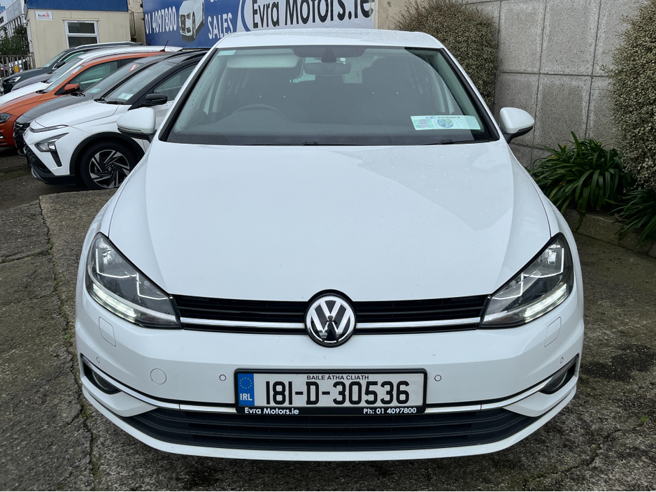 2018 Volkswagen Golf - image 2
