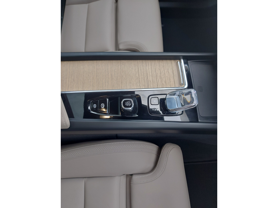 2025 Volvo XC60 MY26 T6 AWD PLUG-IN HYBRID €71,950