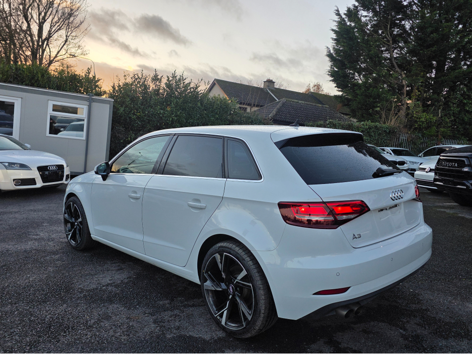 2019 Audi A3 ( 192 ) 1.4 SPORTS EDITION NAVI VIRTUAL CLOCKS ANDROID AUTO CARPLAY BLIND SPOT LANE ASSIST REAR TRAFFIC ASSIST €19,950