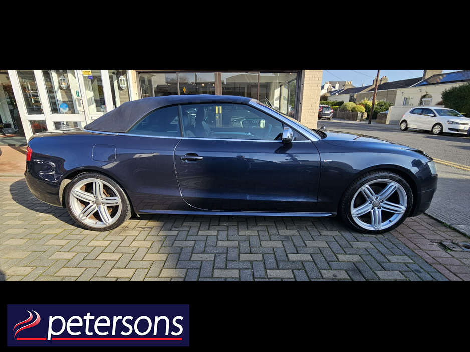 2011 Audi A5 - image 18