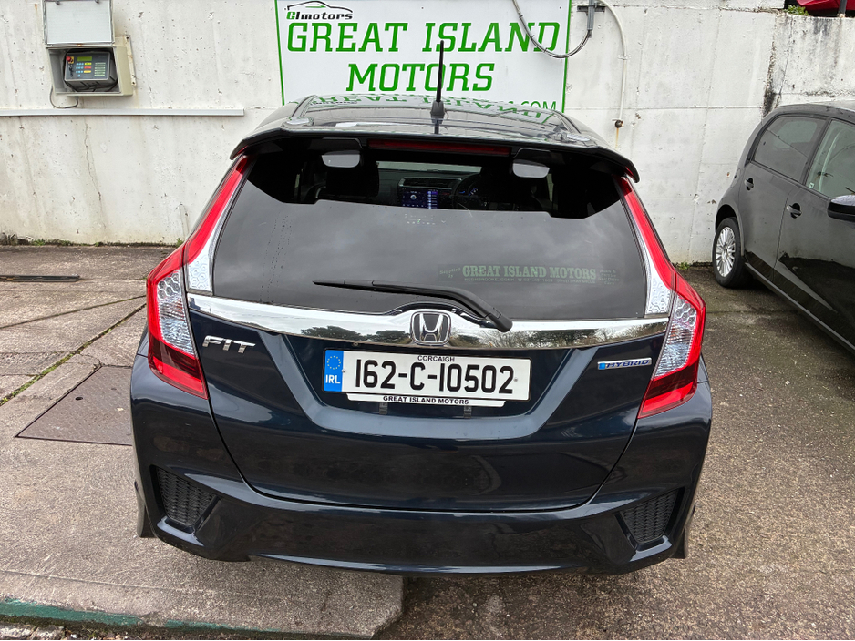 2016 Honda Fit DAA-GP5 €12,750