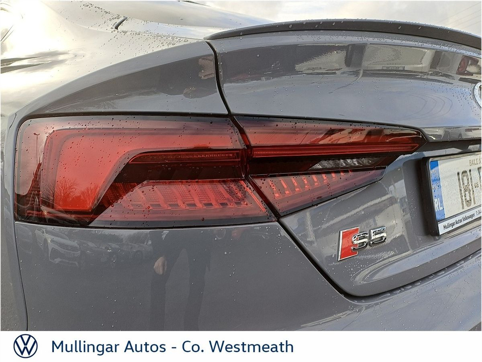 2018 Audi S5 - image 9