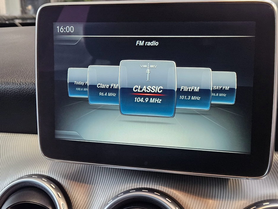 2016 Mercedes-Benz GLA Class - image 17