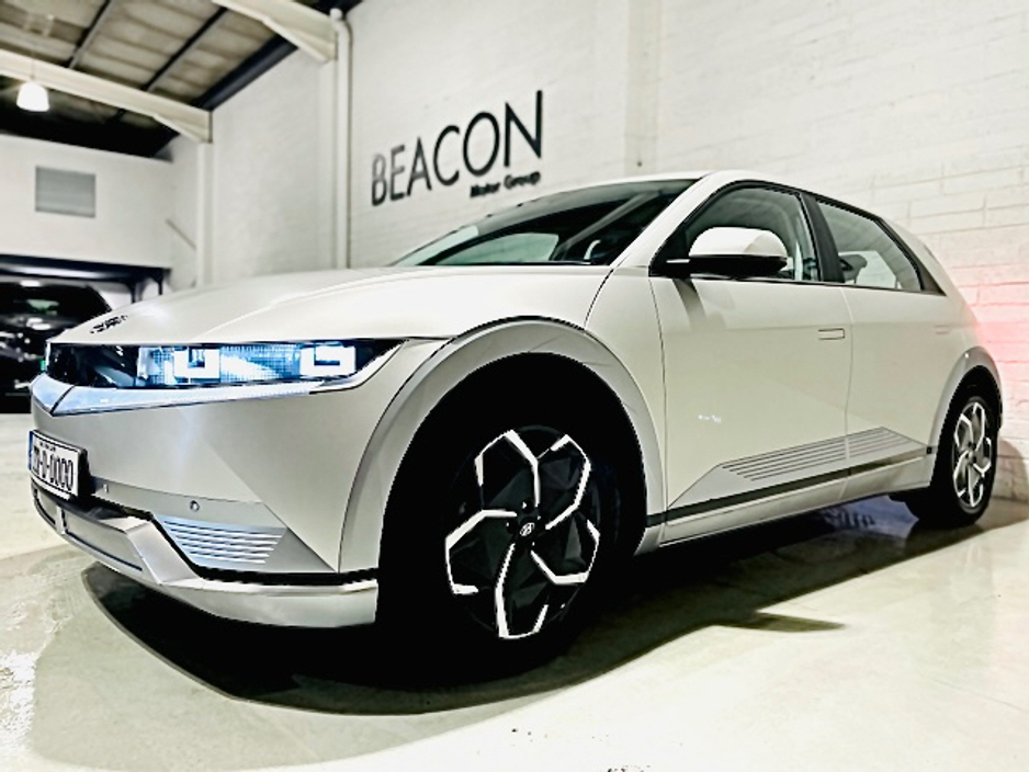 2022 Hyundai Ioniq 5 - image 3