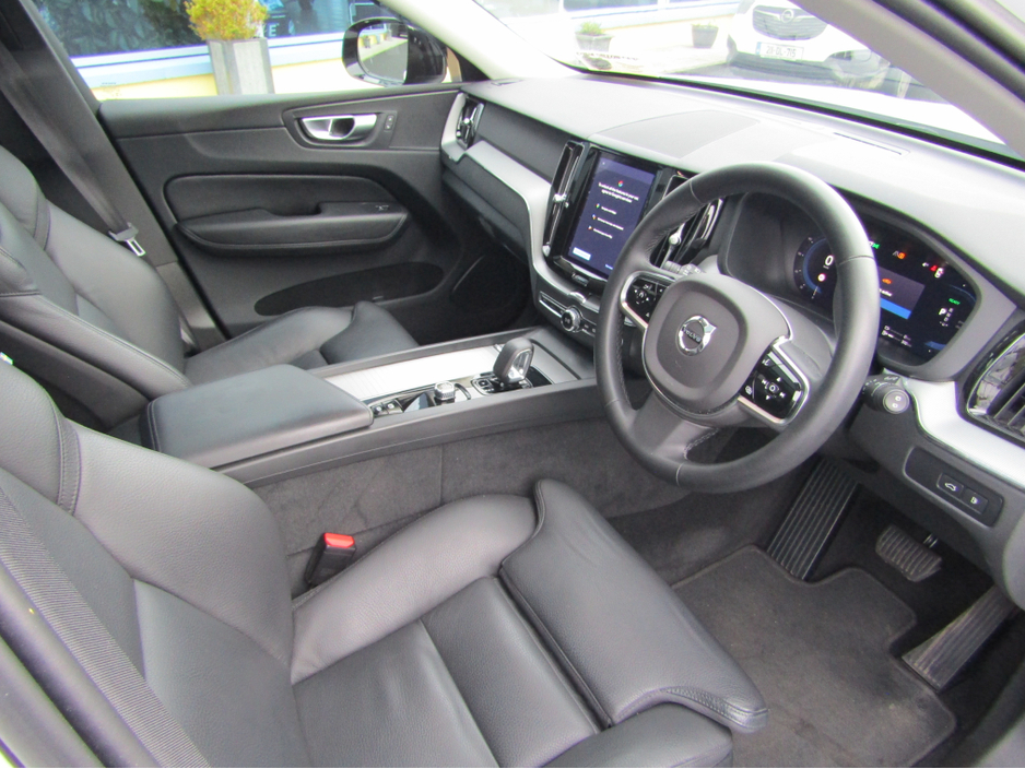 2023 Volvo XC60 T6 PHEV PLUS DARK AWD 5DR AUTO