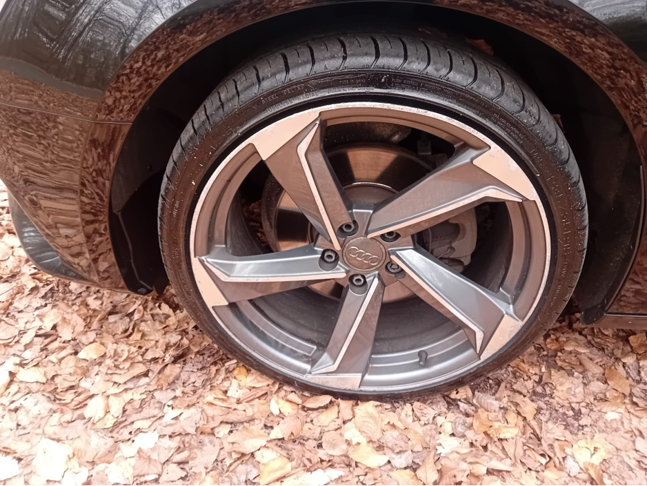 2016 Audi A4 - image 32