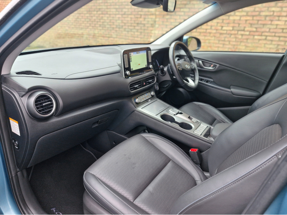 2018 Hyundai Kona - image 11